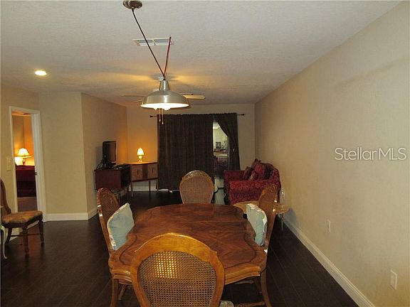 4th image of 4337 Tiburon Dr #14