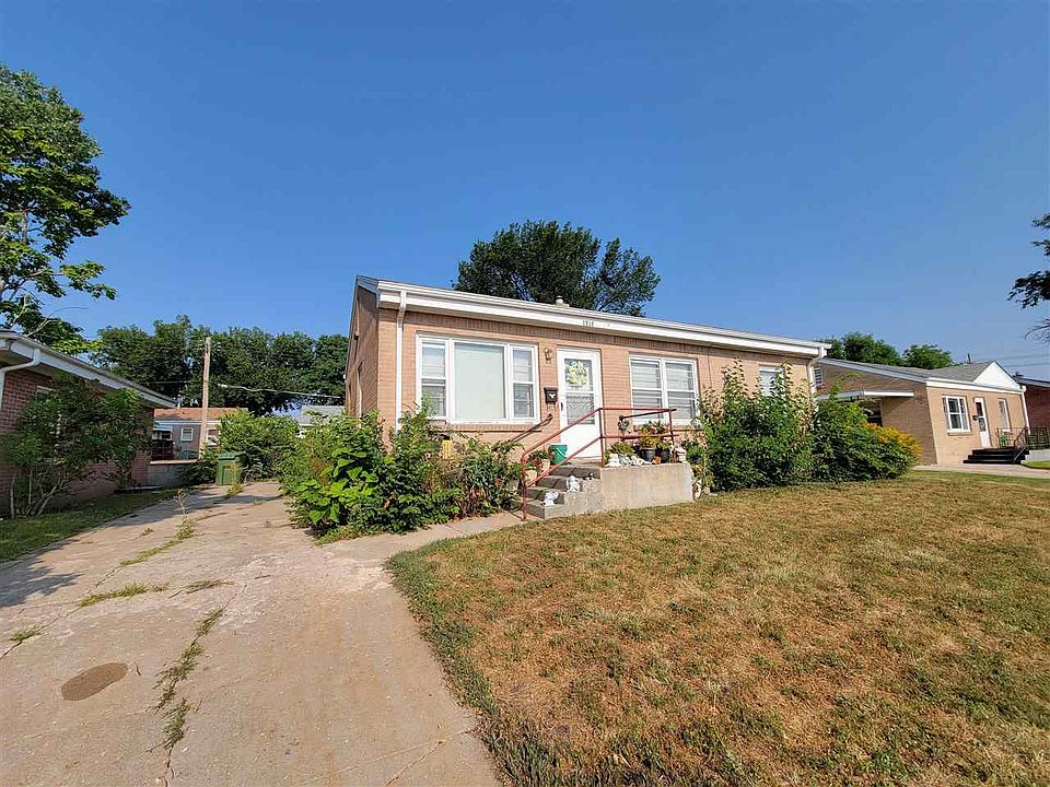1st image of 1512 W Circle Dr