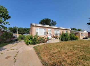 1512 W Circle Dr, Mccook, NE 69001
