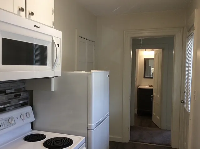1089 Main St — Photo 3