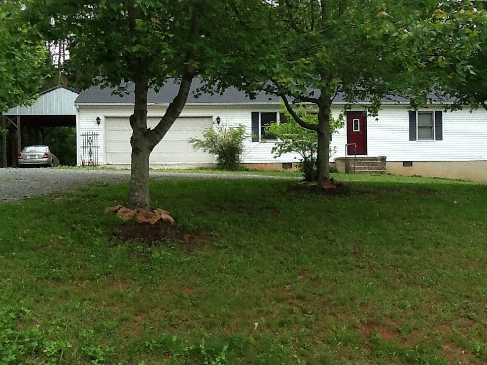 1st image of 976 Bluewater Dr