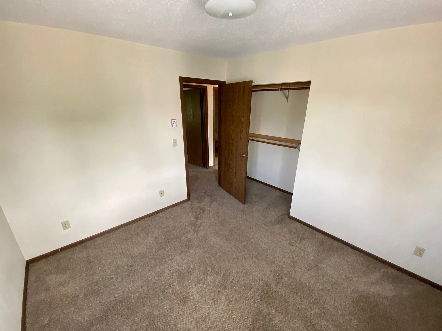 3 bed, $1,485 — Photo 1