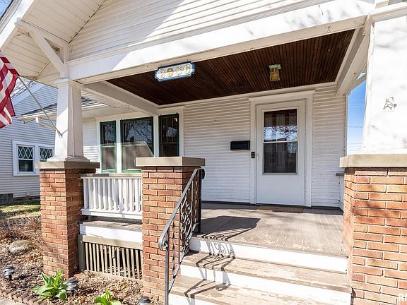 4th image of 2956 Jefferson Ave