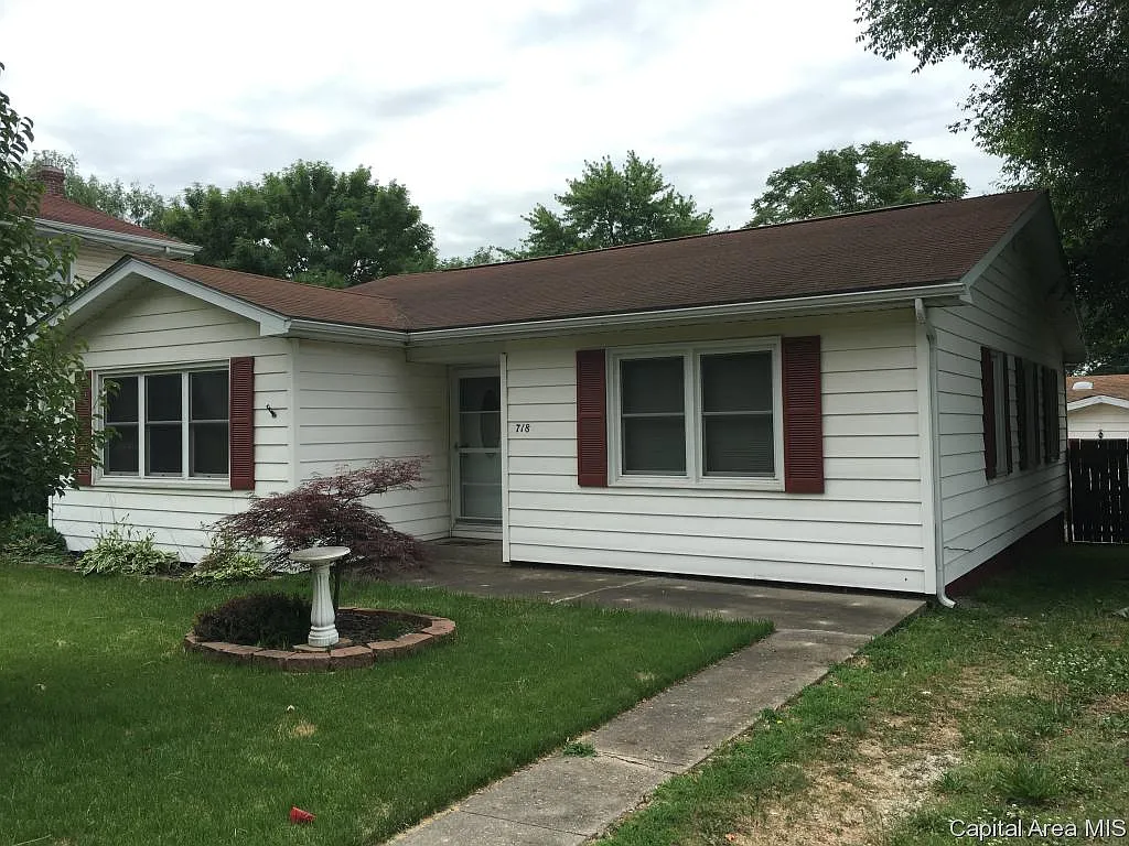 718 E Park St photo 1