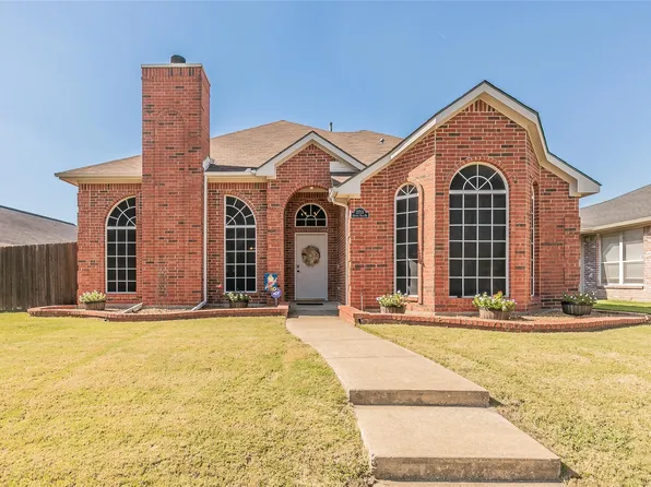 2713 Crystal Falls Dr, Mesquite, TX 75181