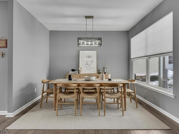 4th image of 79 Indigo Rd