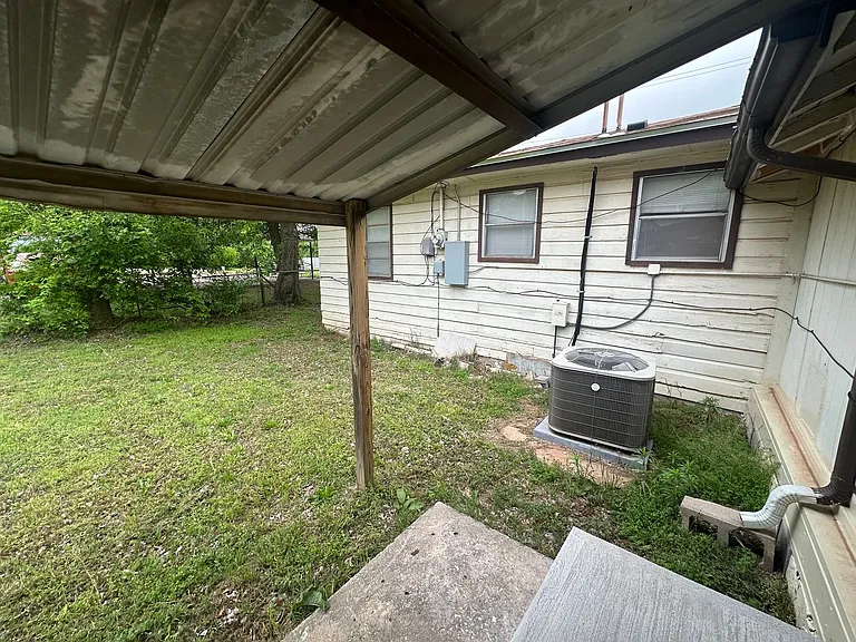 3300 S Post Rd — Photo 45