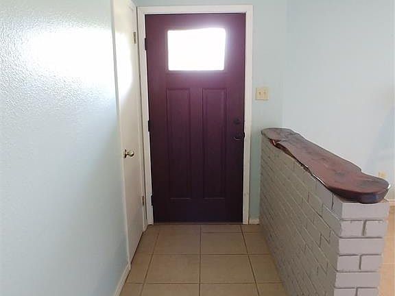 4th image of 625 Pampa St