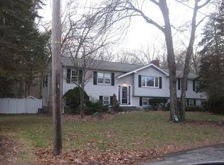 98 Stanson Dr, North Attleboro, MA 02760