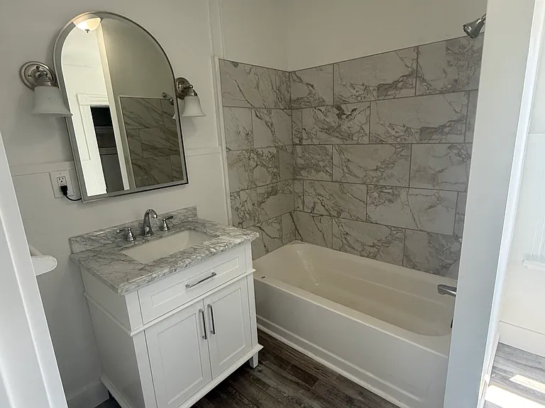88 7th Ave #2 — Photo 9