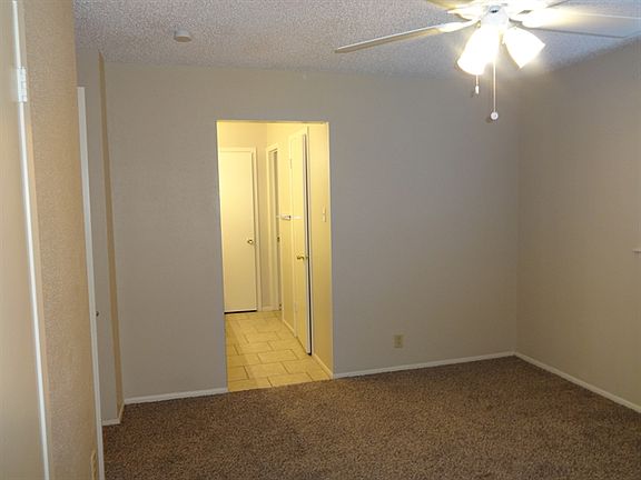 5th image of 15006 Breezy Bend Dr