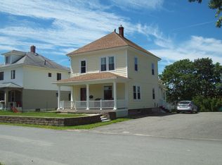 7 East Broadway, Lincoln, ME 04457