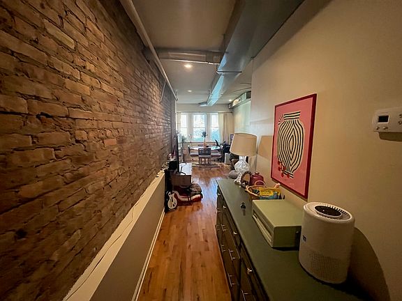 3rd image of 2333 W Cortez St #G