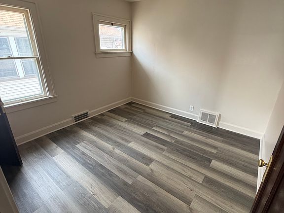4th image of 11513 Florian Ave #Up