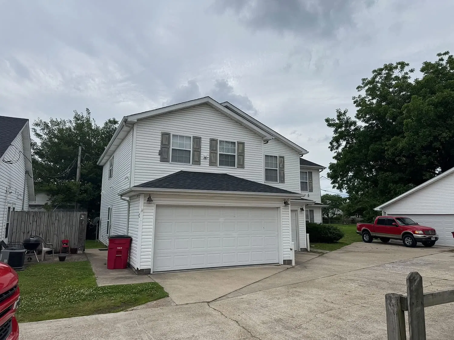 2 bed, 1.5 bath, $1,000 — Photo 1