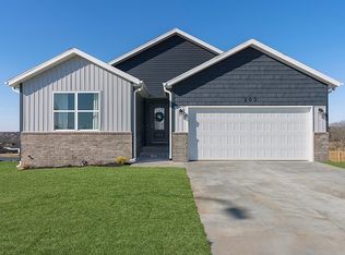 1101 S Broadview Ave, Springfield, MO 65802