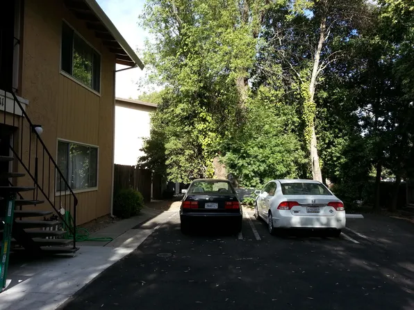 1411 Drake Dr #1, Davis, CA 95616