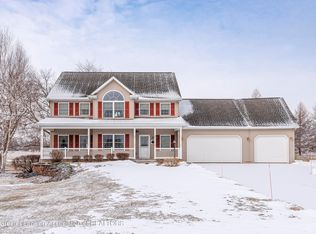 7390 Juniper Ln, Portland, MI 48875