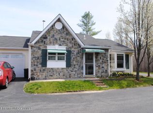 26 Ivy Ridge Close, Freehold, NJ 07728