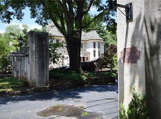 1010 Keprechian Ln, Winston Salem, NC 27104