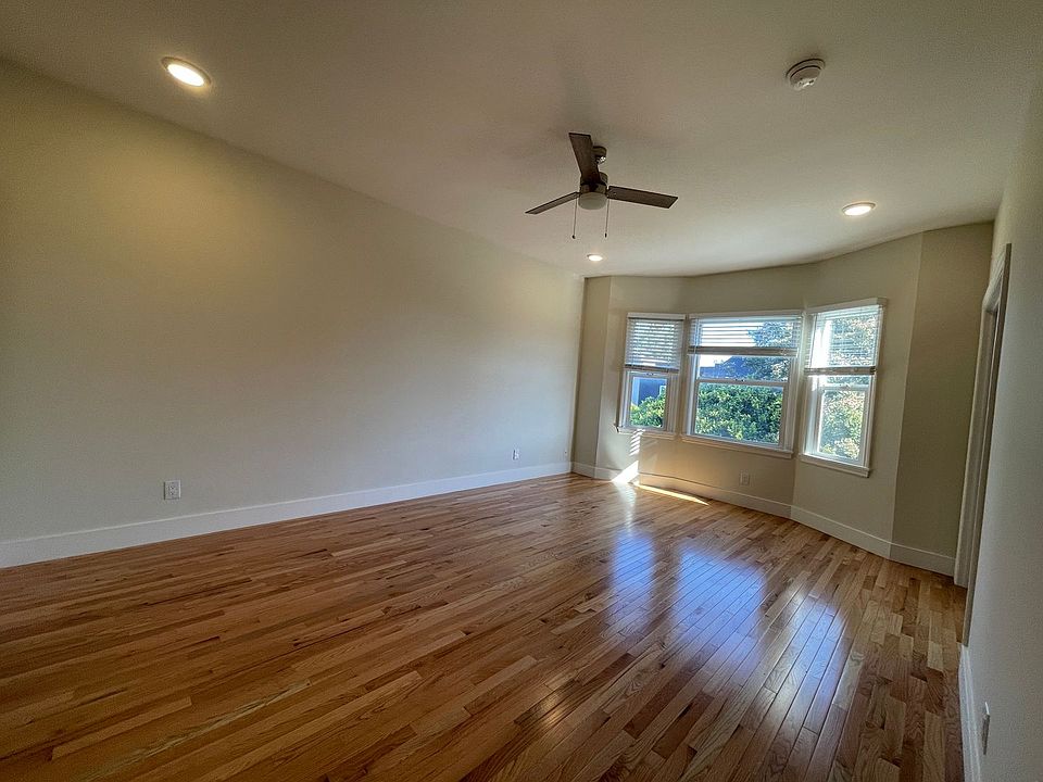 1st image of 1960 Fulton St #8