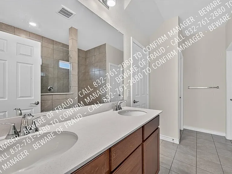 395 Boroughbridge Dr — Photo 14