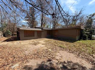 3250 Elm Dr, Baton Rouge, LA 70805