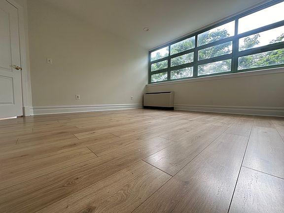 3rd image of 19-19 24th Ave #2