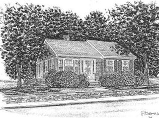 148 Loring Ave, Salem, MA 01970