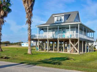 1302 Fort Velasco Dr, Surfside Beach, TX 77541