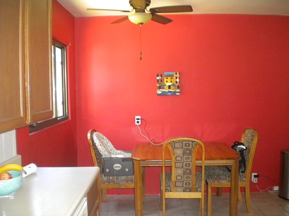 Eat-in area, Kitchen