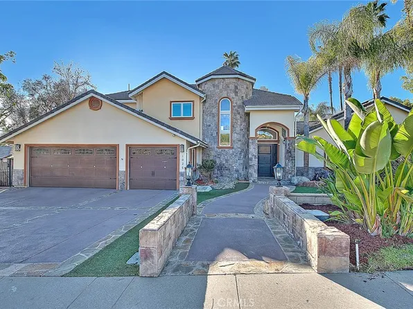 1025 N Horseshoe Bnd, Walnut, CA 91789