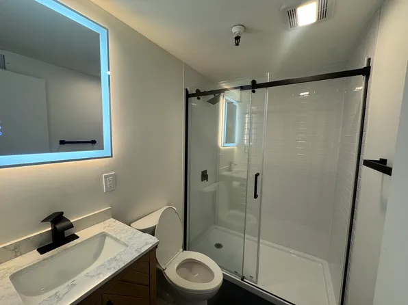 446 James St APT 5, Syracuse, NY 13203