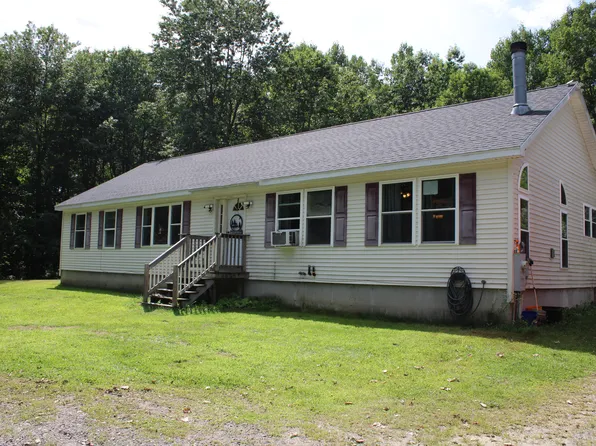581 Long Plains Road, Buxton, ME 04093