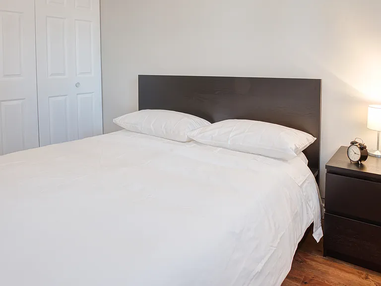 2 Alberta Dr — Photo 5