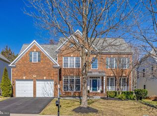 42859 Chatelain Cir, Ashburn, VA 20148