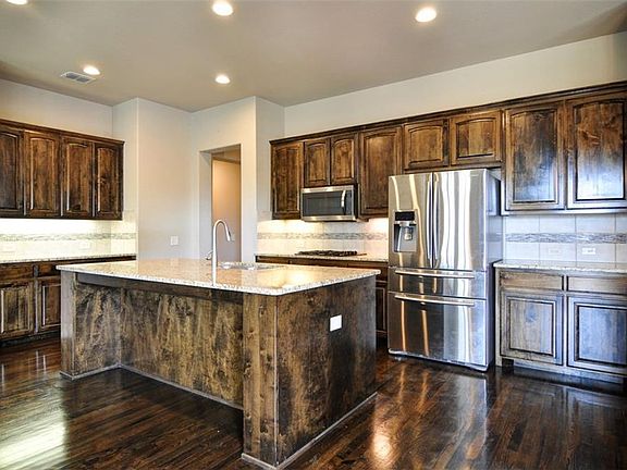 5th image of 7700 Harvest Hill Ln