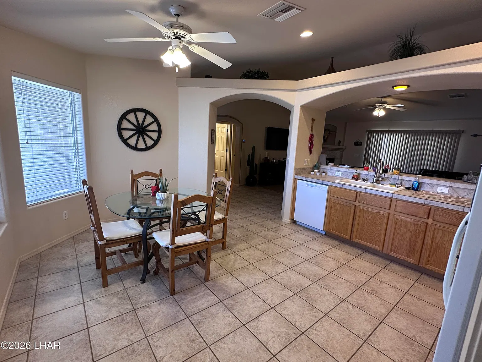 3 bed, 2.0 bath, 1655 sqft, $2,800 — Photo 4