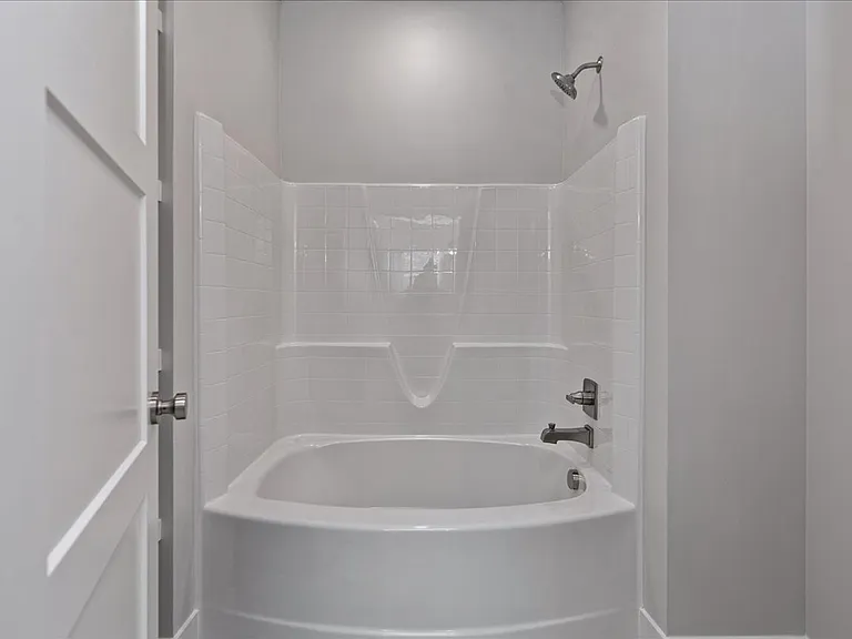 5111 W Canaston St — Photo 23