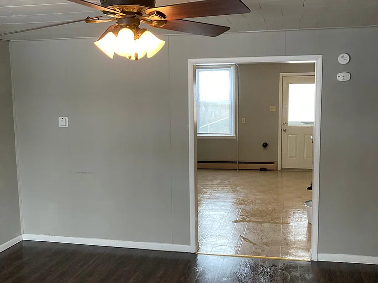 331 S Mill St — Photo 4