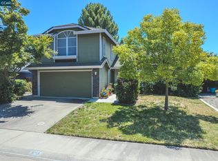 5618 Laguna Quail Way, Elk Grove, CA