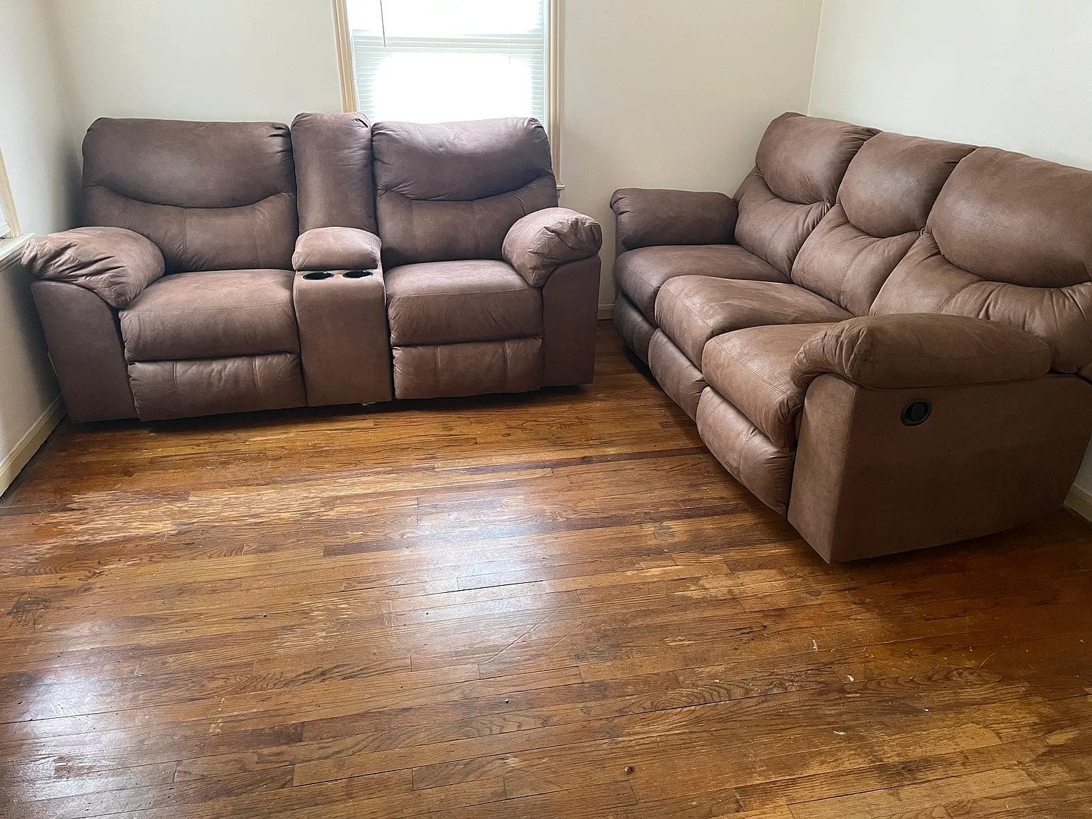 3 bed, 1156 sqft, $1,200 — Photo 2