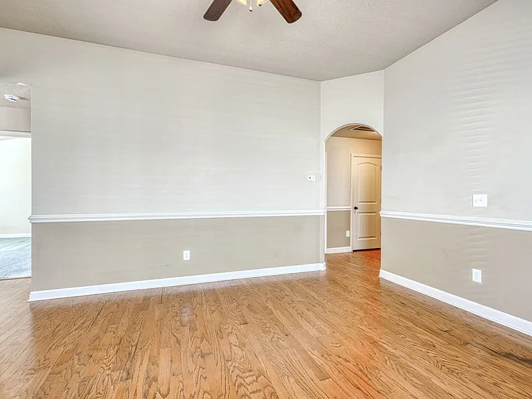 707 Bankston Dr — Photo 5