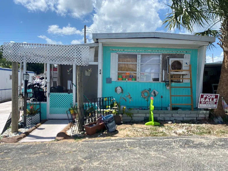 2900 State Highway 17 St N #24 — Photo 1