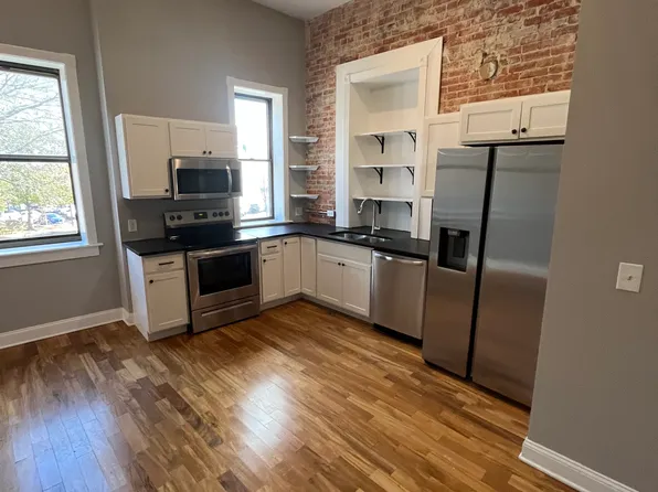 106 N Division St APT B, Salisbury, MD 21801