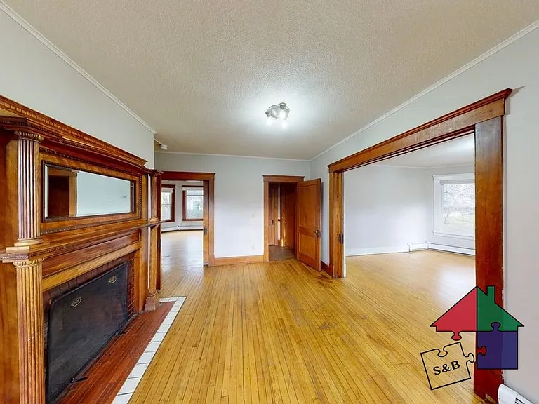246 S Main St — Photo 11