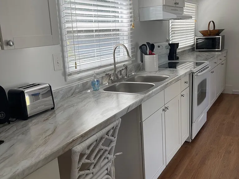 11330 S Indian River Dr #11 — Photo 5