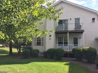 33 Potomac Dr, Basking Ridge, NJ 07920