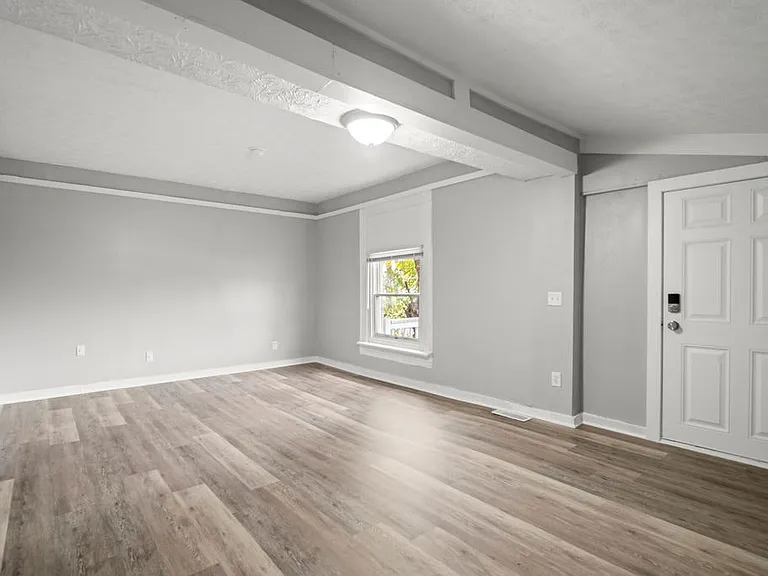 3024 E 7th Ave — Photo 10