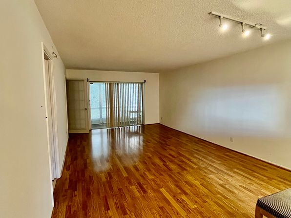 (undisclosed Address)